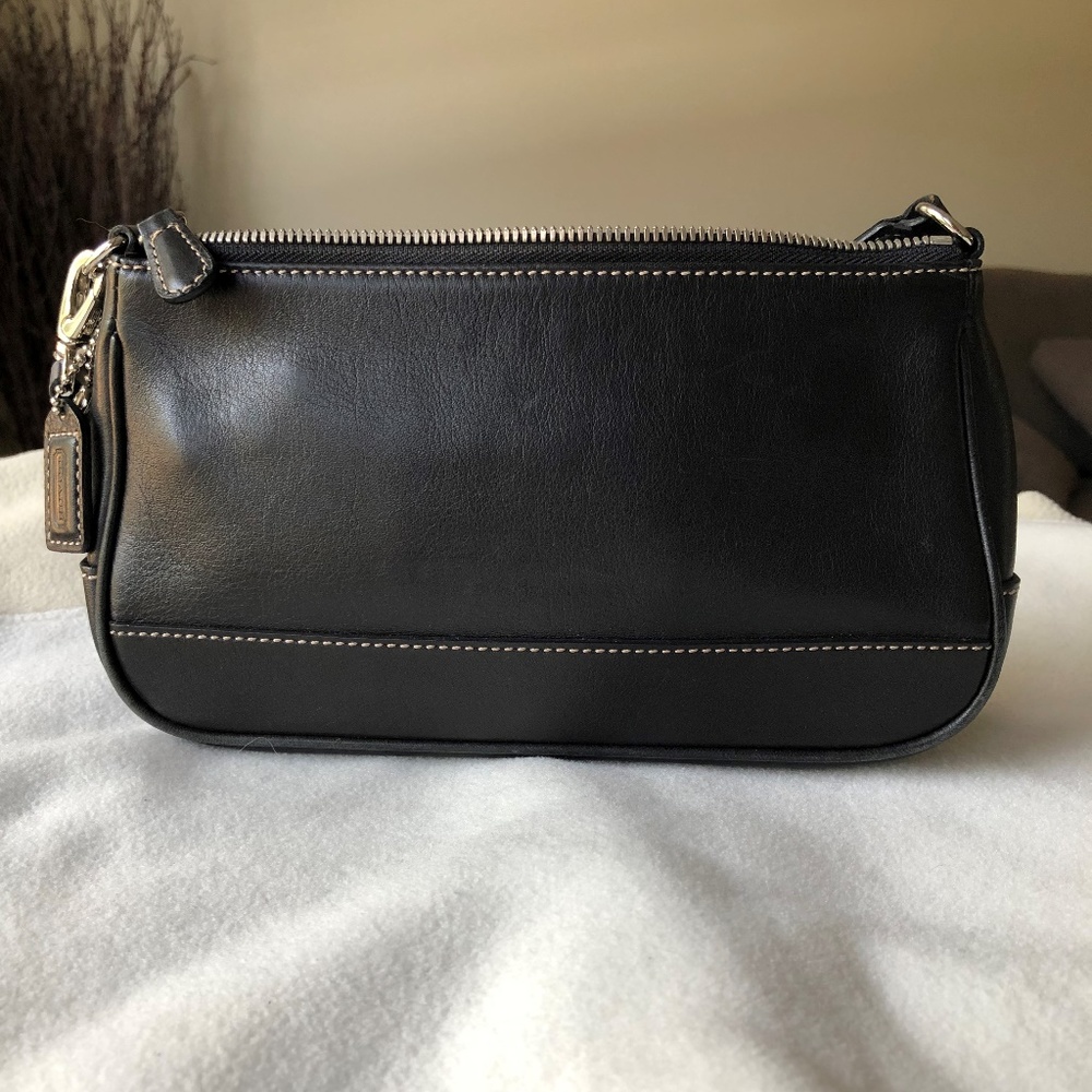 Coach Authentic Hampton Baguette Black